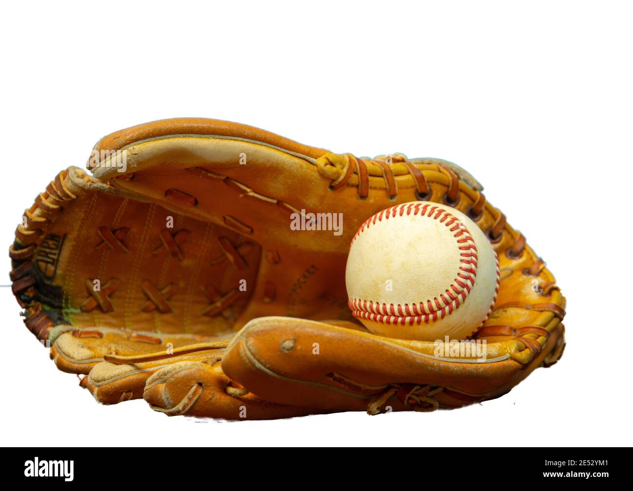 Baseball riposando il palmo del guanto da baseball Foto Stock