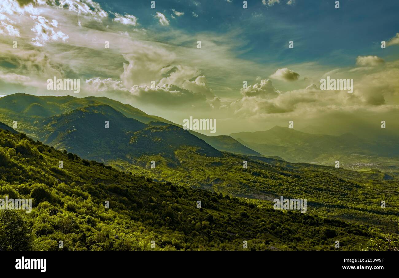 Luci calde sul Monte Morrone. Parco Nazionale della Maiella, Abruzzo, Italia, Europa Foto Stock