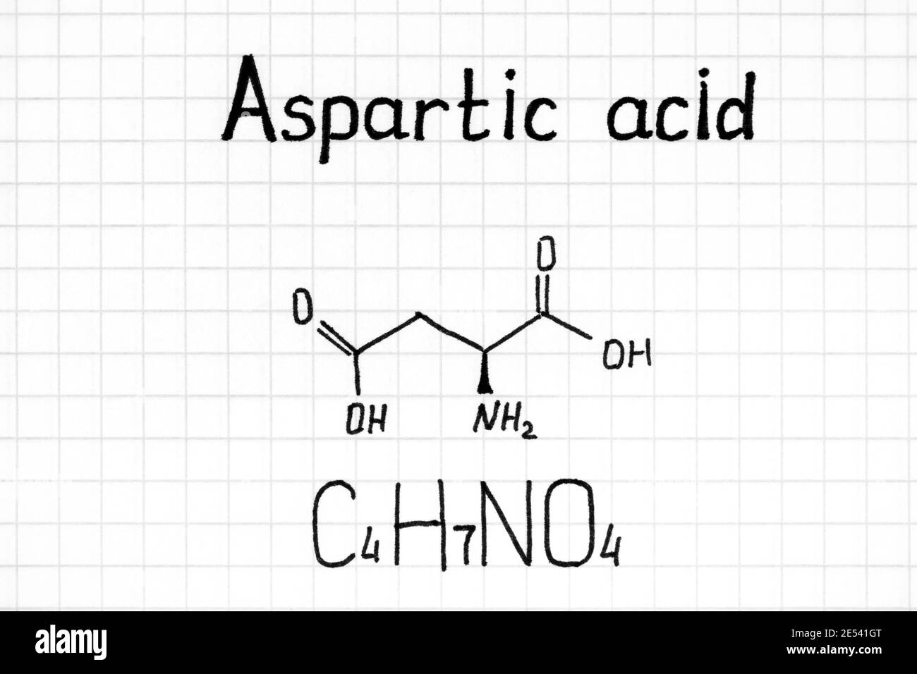 Formula chimica di scrittura a mano di acido aspartico. Primo piano. Foto Stock