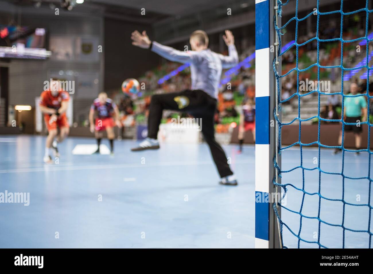 LUBIN, POLONIA - 9 NOVEMBRE 2018: Polacchi PGNiG Superleague uomini in pallamano match tra MKS Zaglebie Lubin - MMTS Kwidzyn 23:21. Dettaglio della pallina g Foto Stock