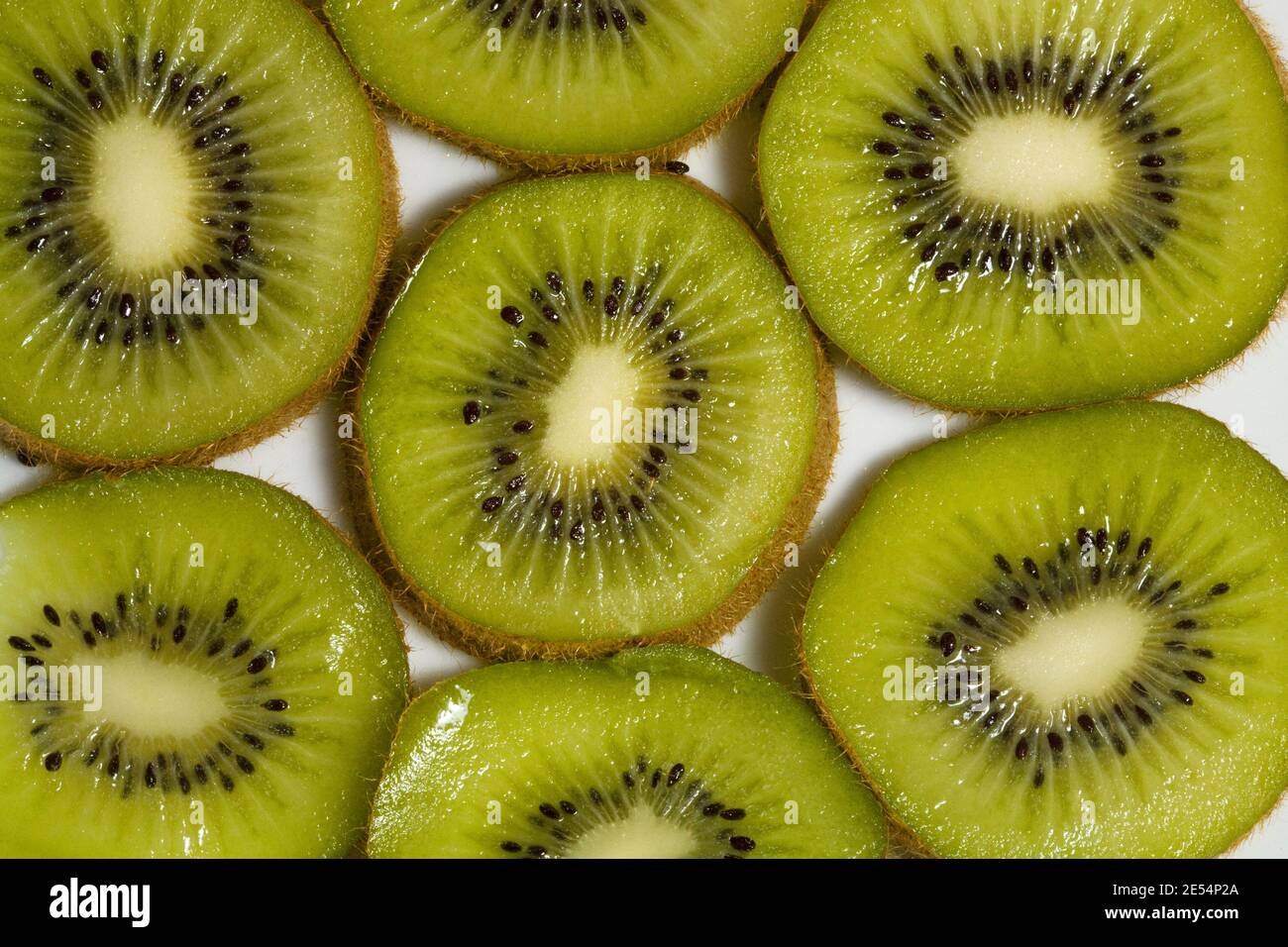 Un frutto kiwi comune, particolare, affettato. Foto Stock