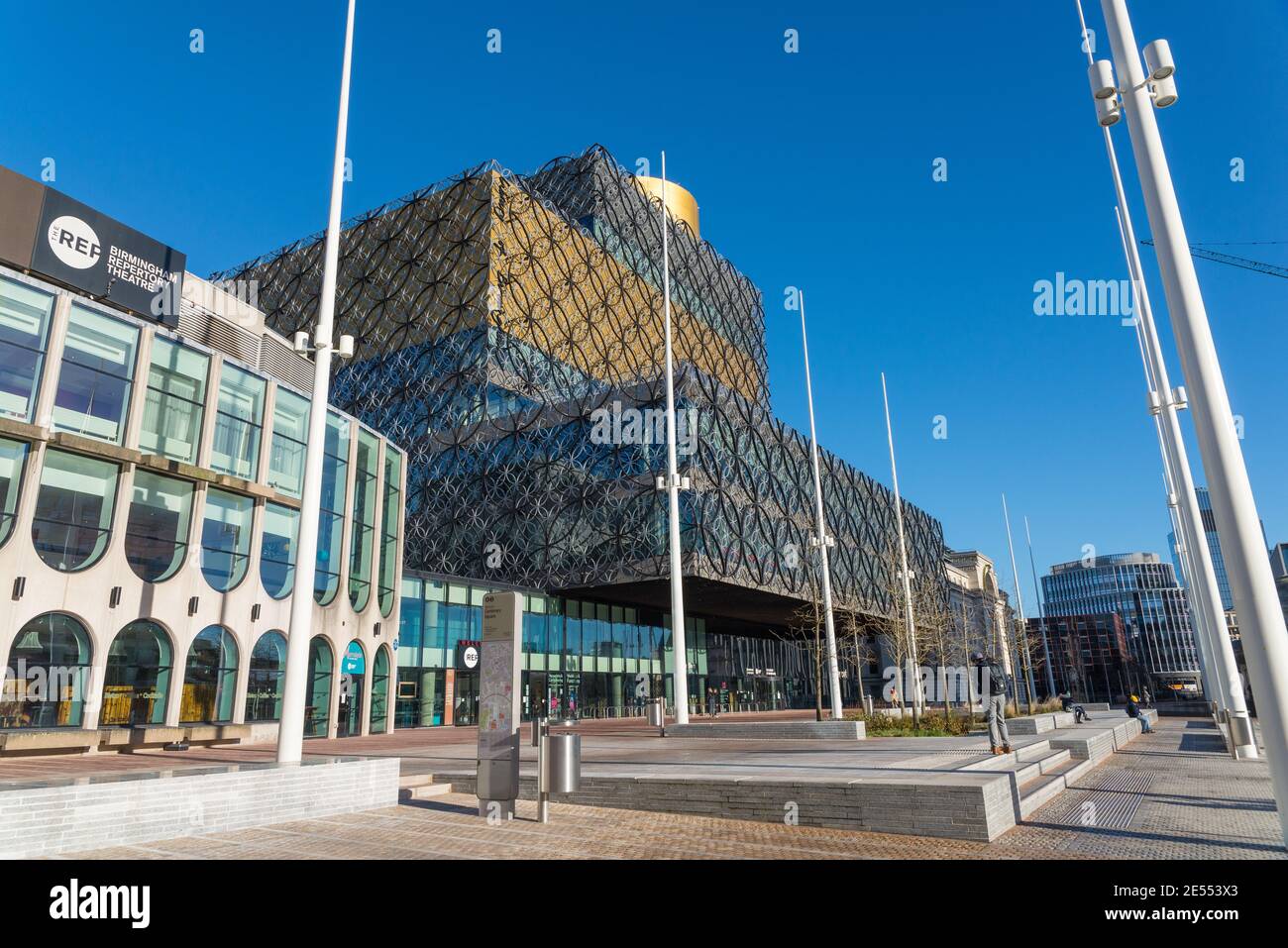 L'impressionante edificio moderno della Biblioteca di Birmingham in Centenary Square, Birmingham, Regno Unito Foto Stock