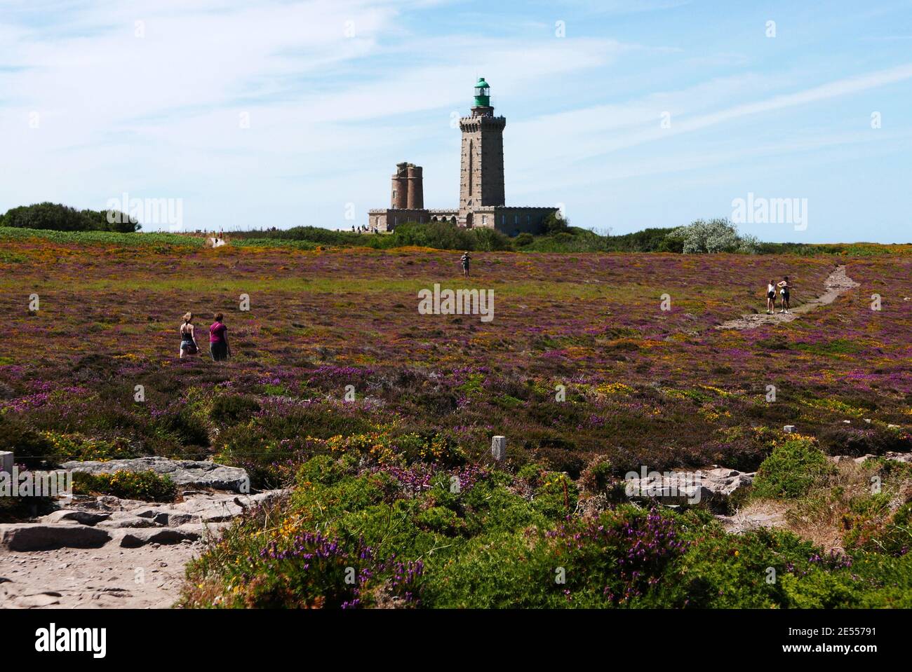 Faro Cap Frehel, Plevenon, Baia di Saint-Malo, Bretagna, Bretagna, Cotes-d'Armor, Francia, Europa Foto Stock