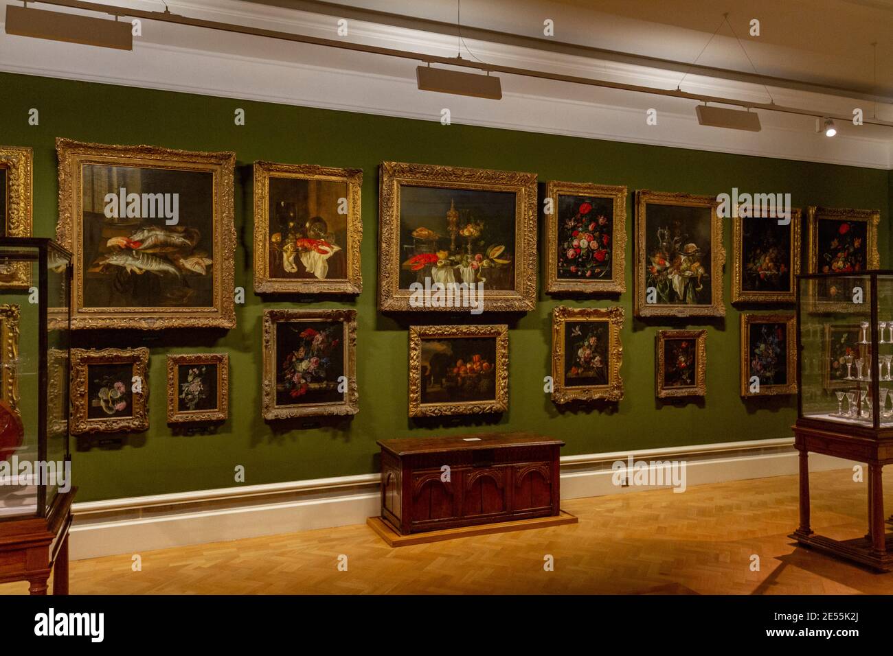 Veduta generale dei dipinti di natura morta olandesi e fiamminghi, del Museo Ashmolean, del Museo d'arte e archeologia dell'Università di Oxford, Oxford UK. Foto Stock