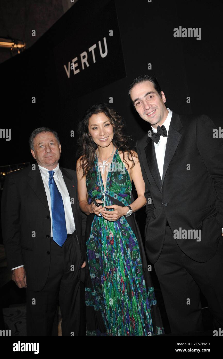 Jean Todt, Michelle Yeoh e Alberto Torres partecipano a una festa per promuovere il nuovo cellulare Vertu firma al Petit Palais di Parigi, Francia il 11 settembre 2008. Foto Thierry Orban/ABACAPRESS.COM Foto Stock