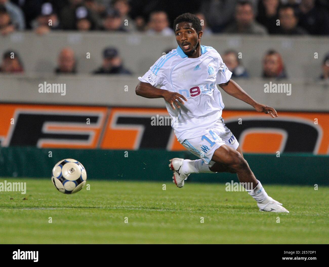 Il Bakari Kone di Marsiglia in azione durante la prima lega di calcio francese, FC Girondins Bordeaux vs Olympique Marseille allo stadio Chaban-Delmas di Bordeaux, Francia, il 13 settembre 2008. La partita si è conclusa con un sorteggio di 1-1. Foto di Willis Parker/Cameleon/ABACAPRESS.COM Foto Stock