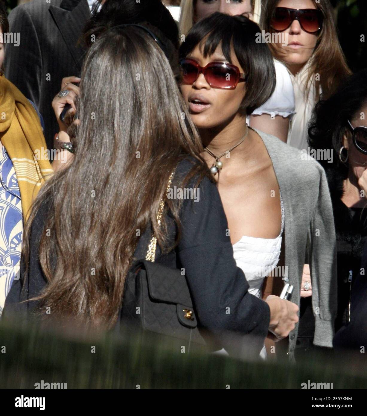 Anche i supermodelli hanno problemi di pelle. Naomi Campbell rivelava sfaldatura e una pelle marcata sul viso durante una festa pre-Oscar a Beverly Hills, CA. 2/24/07 [[rac ral]] Foto Stock