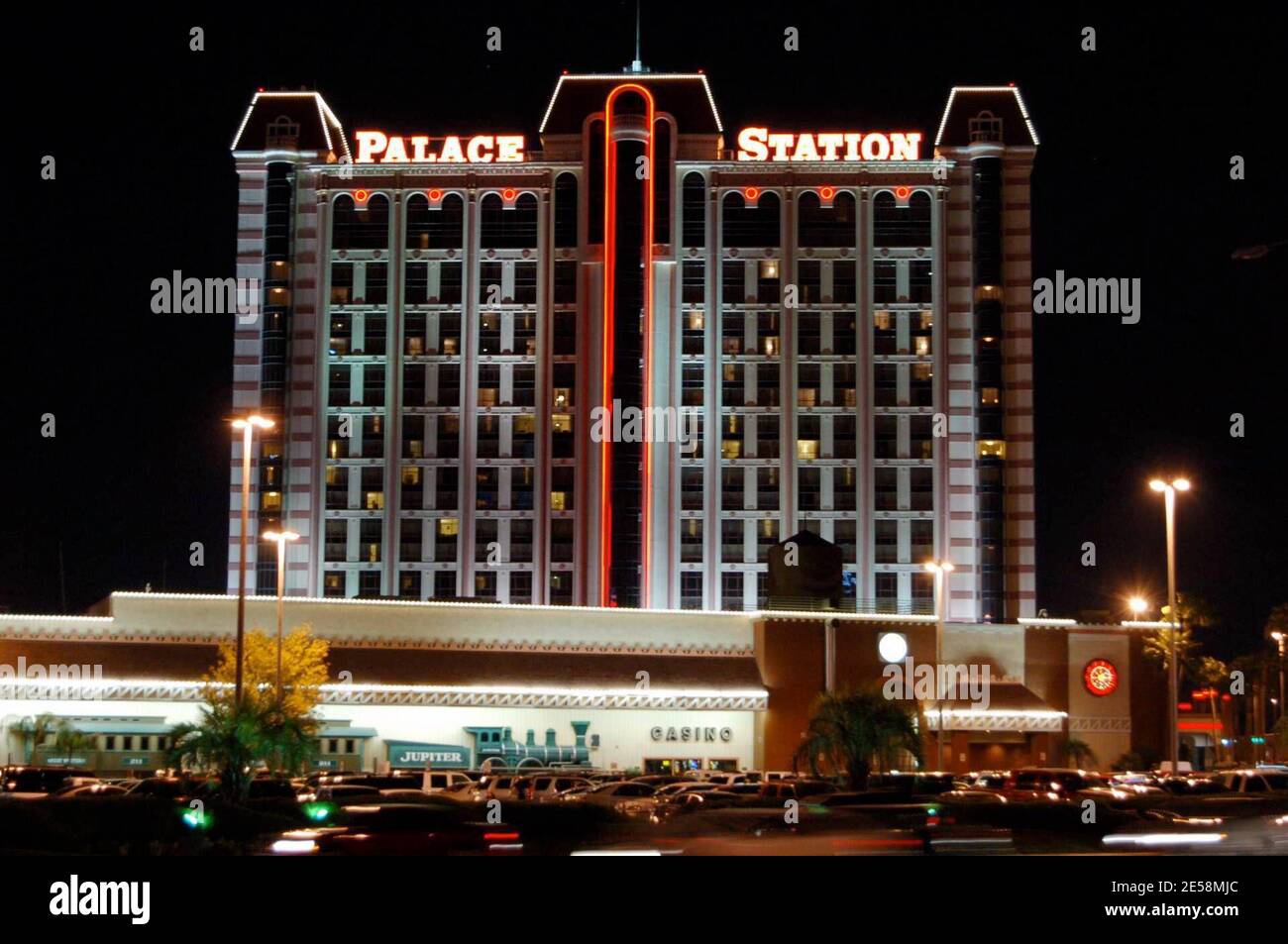 Vista notturna del Palace Station Hotel and Casino, teatro della rapina di cimeli sportivi di OJ Simpson. Las Vegas, NV 9/18/07 [[cas]] Foto Stock