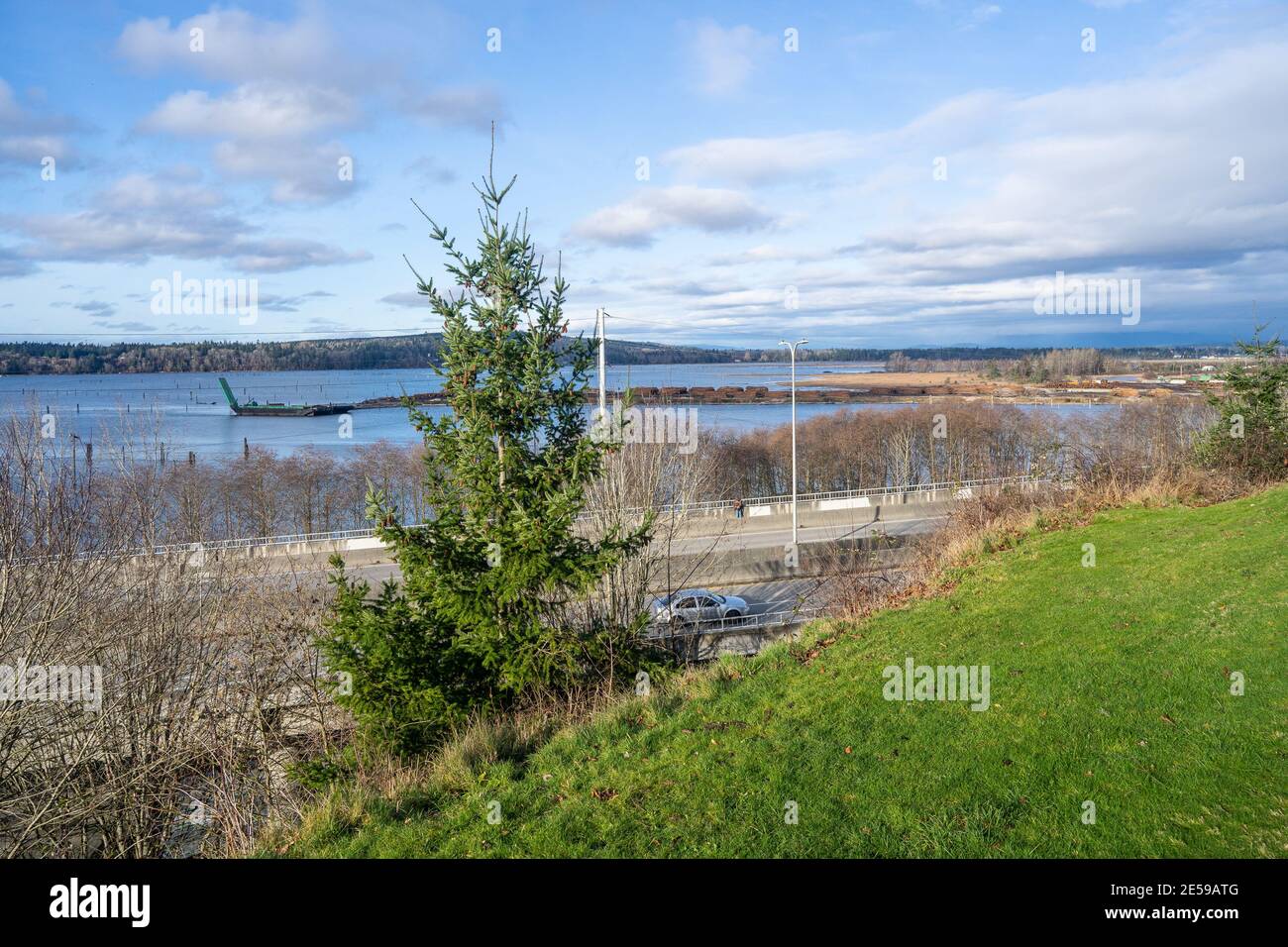 Port Gardner è un'insenatura di Possessione Sound su cui si trova la città di Everett, Washington. Il fiume Snohomish scorre verso l'estremità nord del Foto Stock