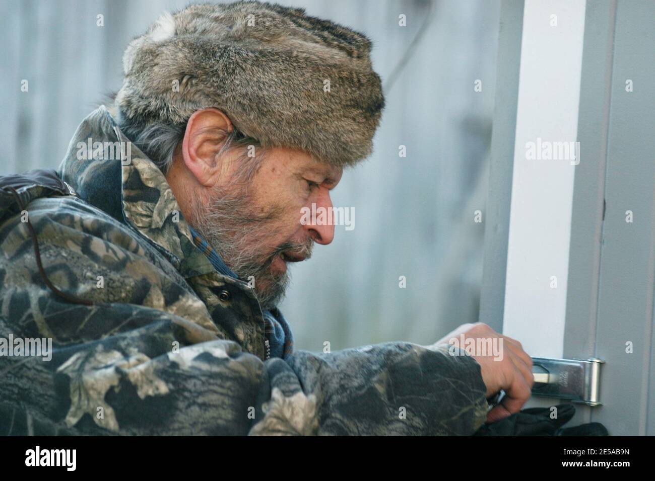 Ritratto dello scultore rumeno-canadese Nicapetre Foto Stock