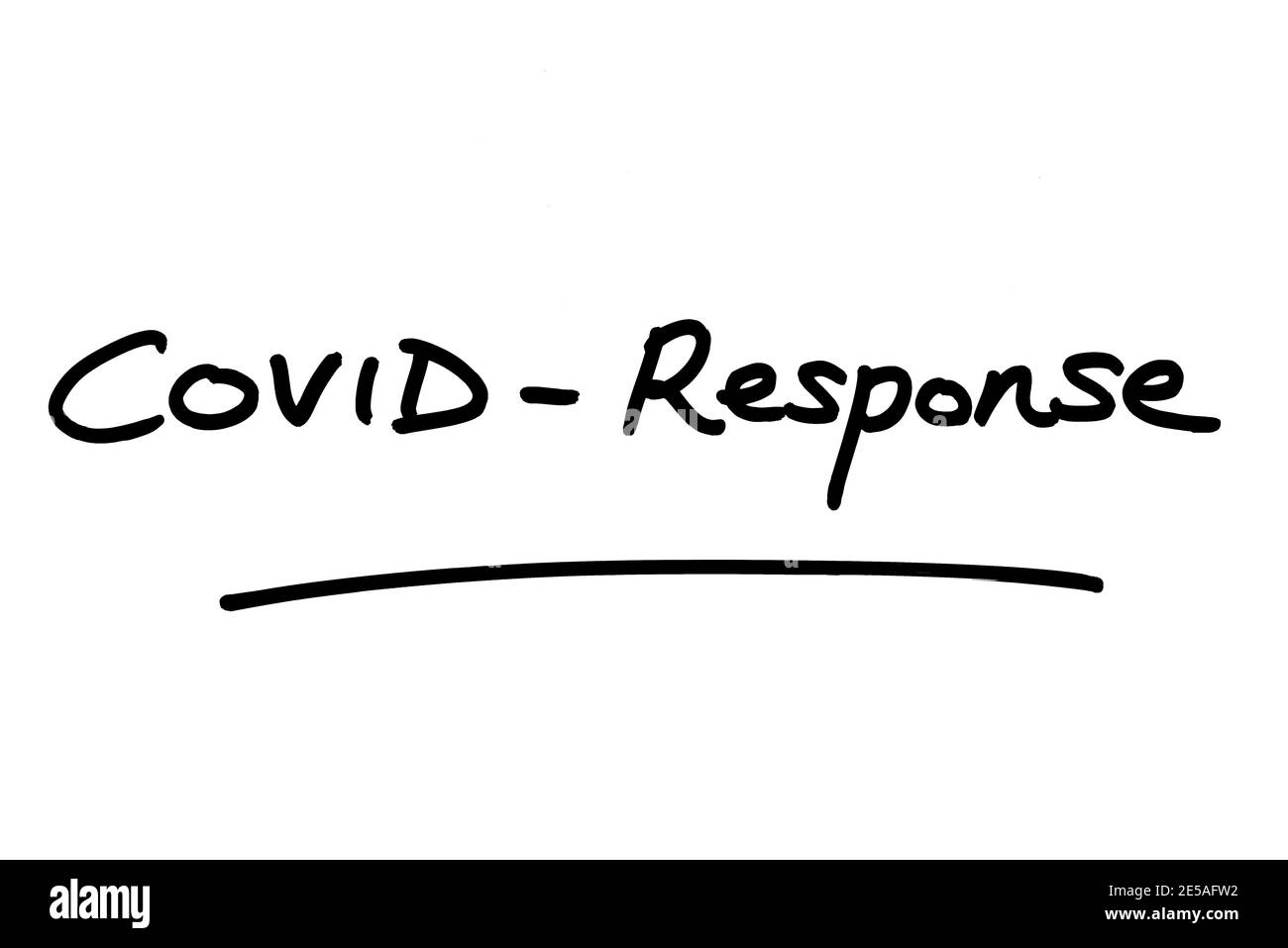 COVID-Response, scritto a mano su sfondo bianco. Foto Stock