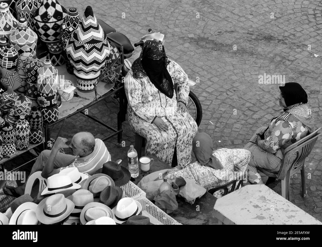 vita urbana nella città di marrakech in marocco Foto Stock