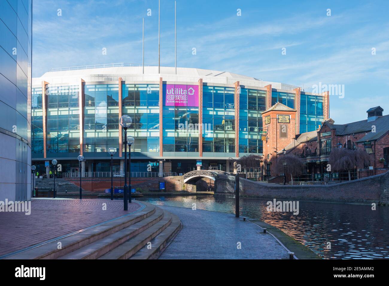 L'Utilita Arena Birmingham, precedentemente conosciuta come la NIA, la National Indoor Arena e la Barclaycard Arena, è un grande luogo di musica dal vivo e di sport Foto Stock L'Utilita Arena Birmingham, precedentemente conosciuta come la NIA, la National Indoor Arena e la Barclaycard Arena, è un grande luogo di musica dal vivo e di sport Foto Stock