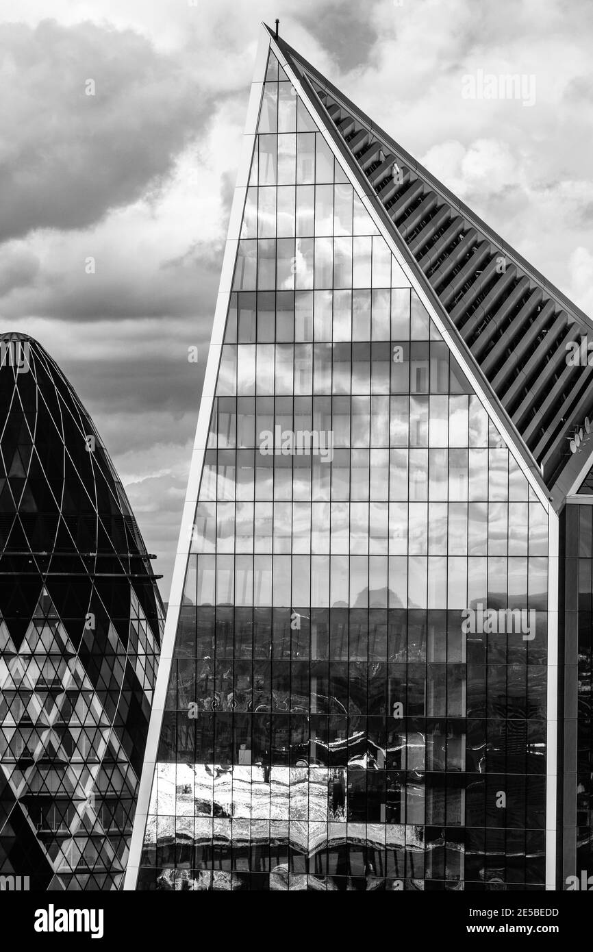 Una veduta sopraelevata dello Scalpel Building, City of London, London, UK. Foto Stock