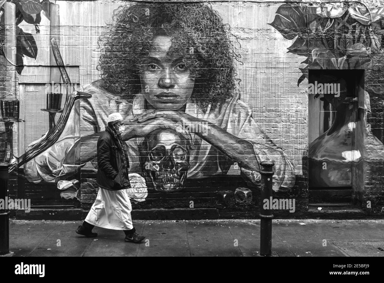 Colorful Street Art/Graffiti a Brick Lane, Londra, Regno Unito. Foto Stock