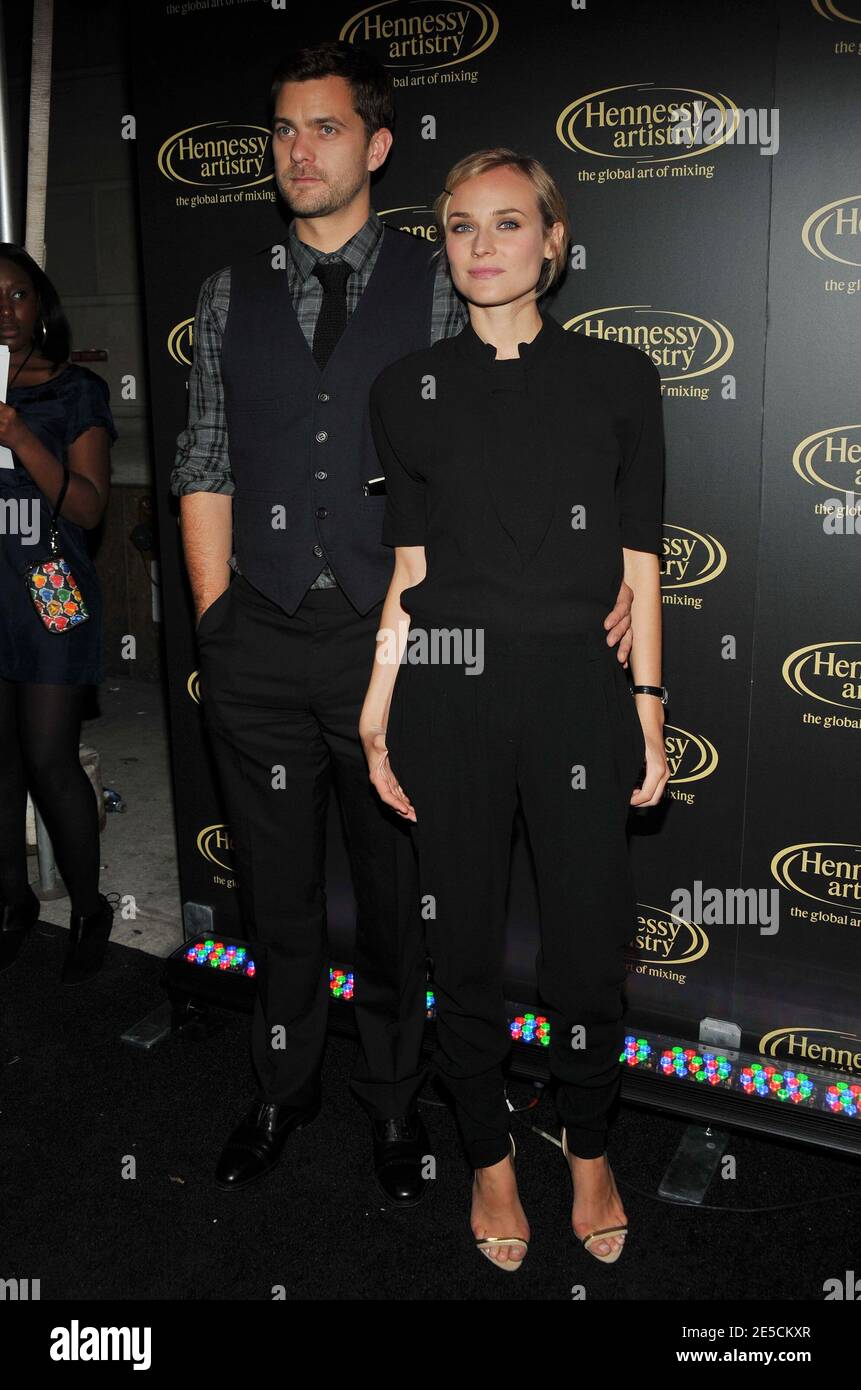 Attori Joshua Jackson e Diane Kruger arrivano per l'evento finale di arte Hennessy alla Gotham Hall di New York City, NY, USA il 15 ottobre 2008. Foto di S.Vlasic/ABACAPRESS.COM Foto Stock