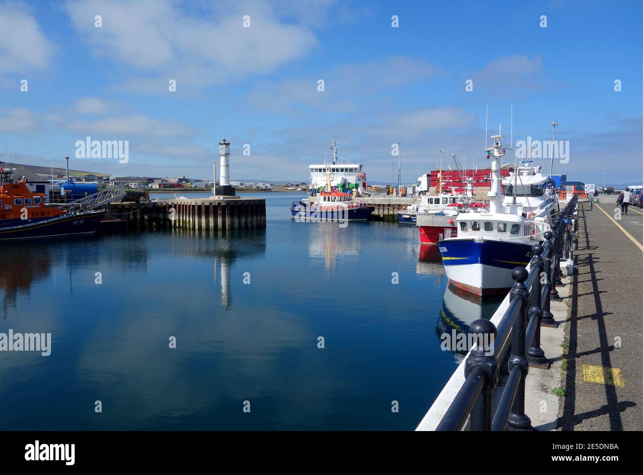 Kirkwall Harbour, Kirkwall Harbour, Orkney Islands, Scozia, Regno Unito Foto Stock