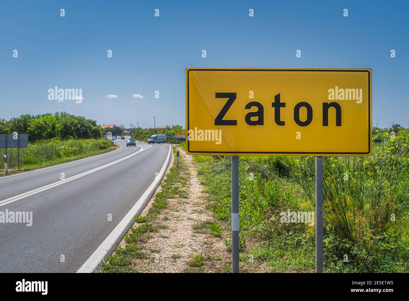 Croatia road sign immagini e fotografie stock ad alta risoluzione - Alamy