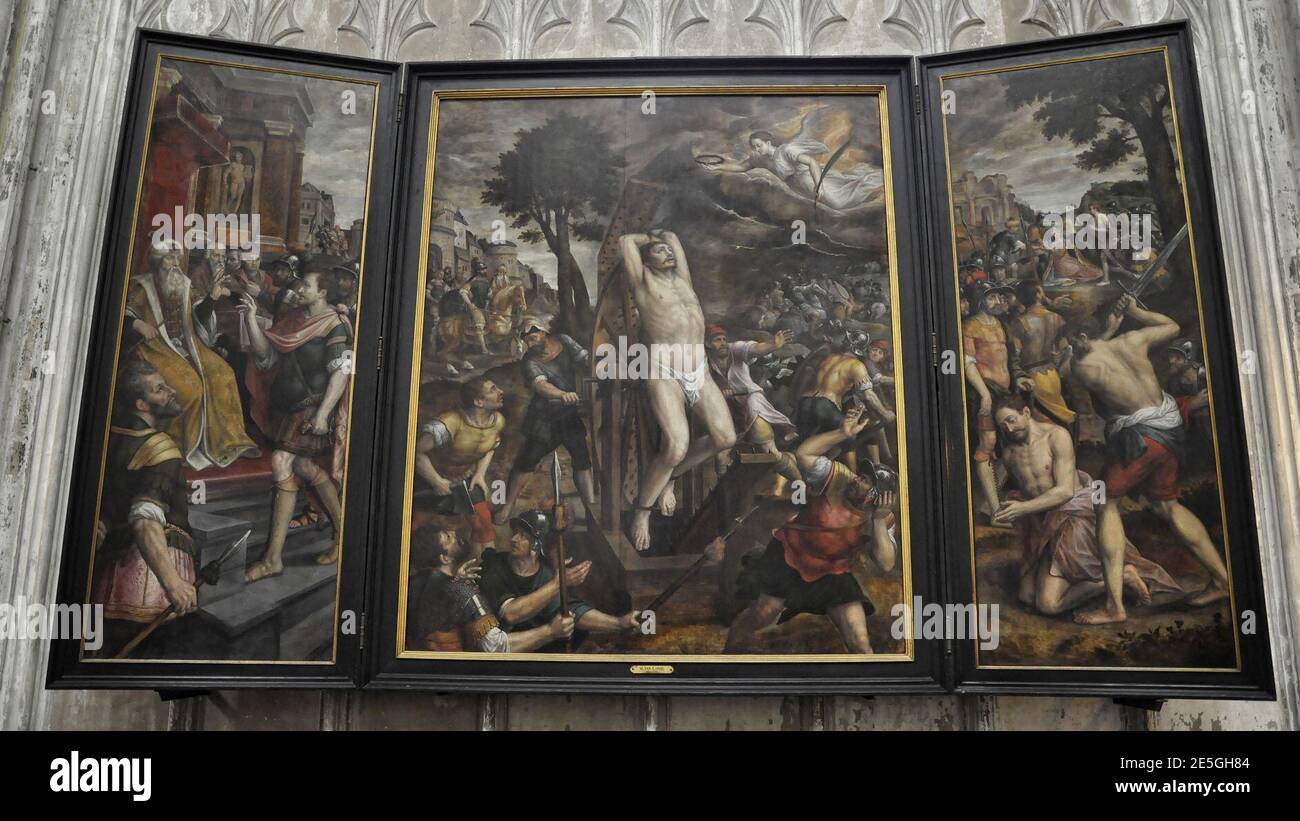 Michiel Coxie (1499-1592) - De Marteling van Sint-Joris (Sint-Joris voor de rechter en ontoofding van Sint-Joris) (1588) - Mechelen Sint-Romboutskathedraal - 9-06-2012 14-55-12. Foto Stock