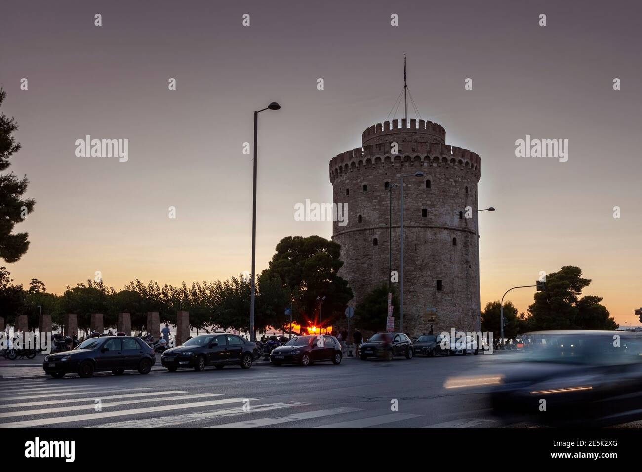 Salonicco o Salonicco; Torre Bianca, un monumento architettonico locale, punto di riferimento della città Foto Stock