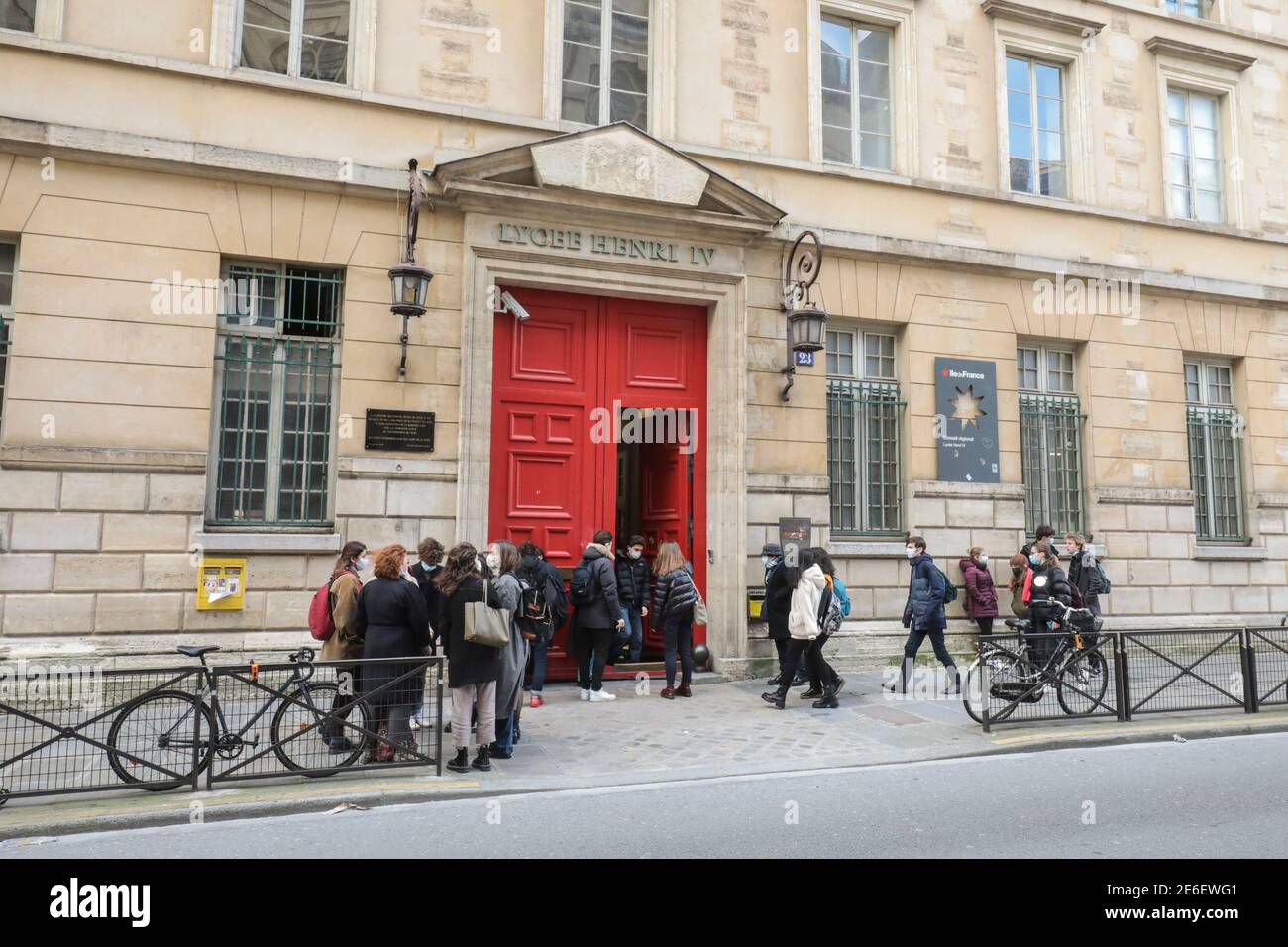 CHAMPAGNE SOCIALISTI A PARIGI Foto Stock