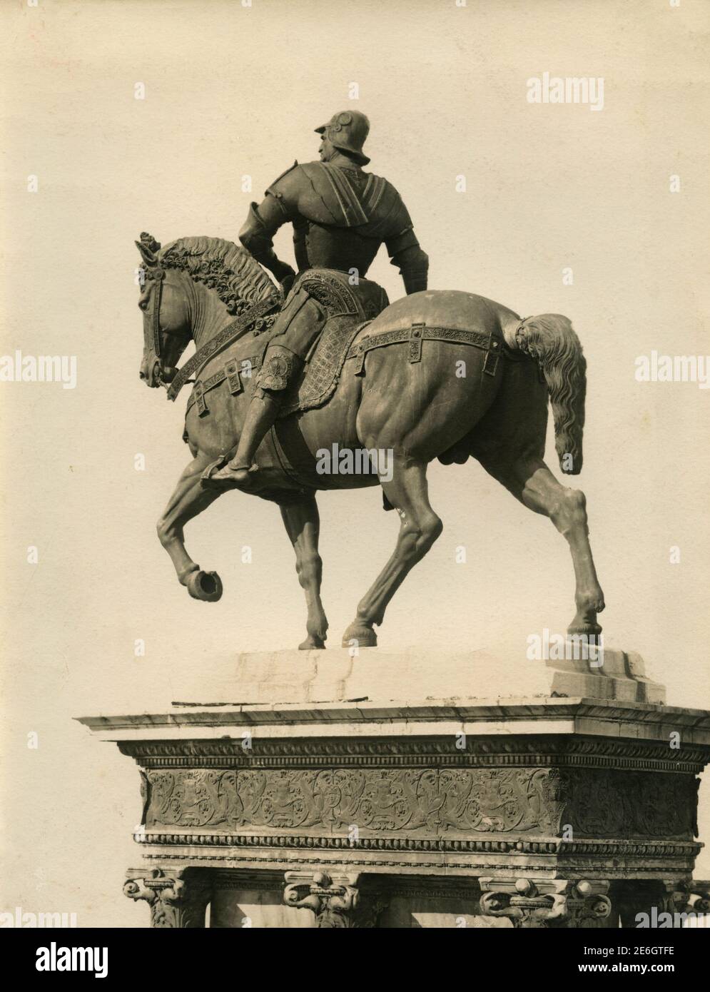 Statua equestre a Bartolomeo Colleoni, Venezia, Italia anni '30 Foto Stock