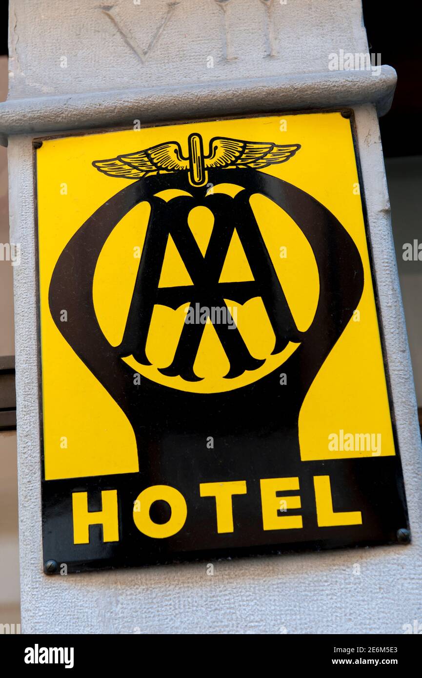 Cartello AA fuori da un hotel nella bellissima città di Venezia, Italia. Foto Stock