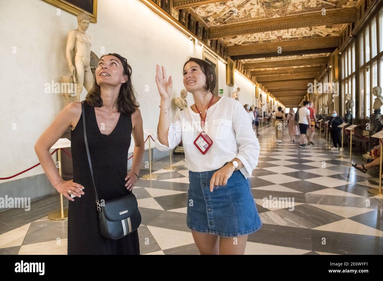 Italia, Toscana, Firenze, centro storico patrimonio dell'umanità dell'UNESCO, Museo degli Uffizi o Museo della Galleria degli Uffizi (Galleria degli Uffizi), visita con la guida turistica Alice le Bot Foto Stock