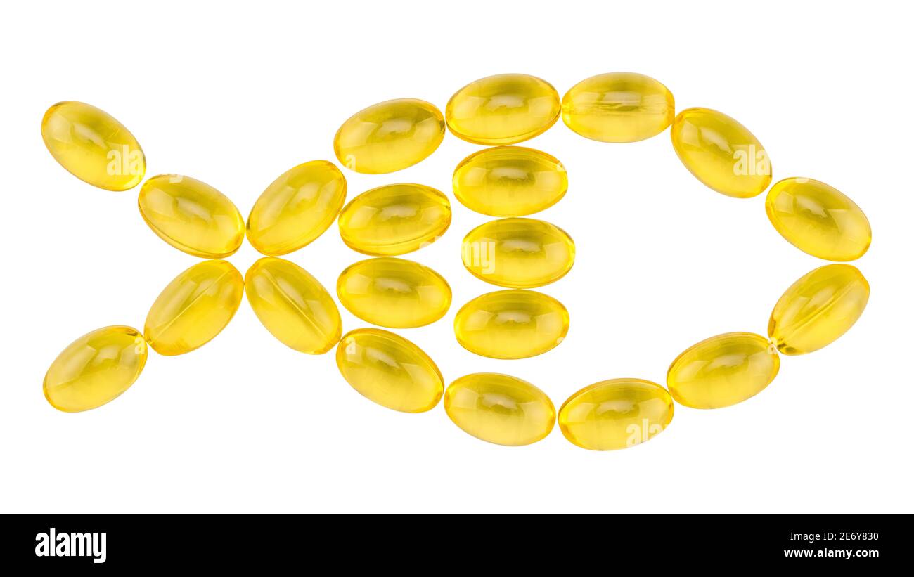 capsula di olio di pesce isolata su sfondo bianco. Omega 3 forma di pesce. Foto Stock