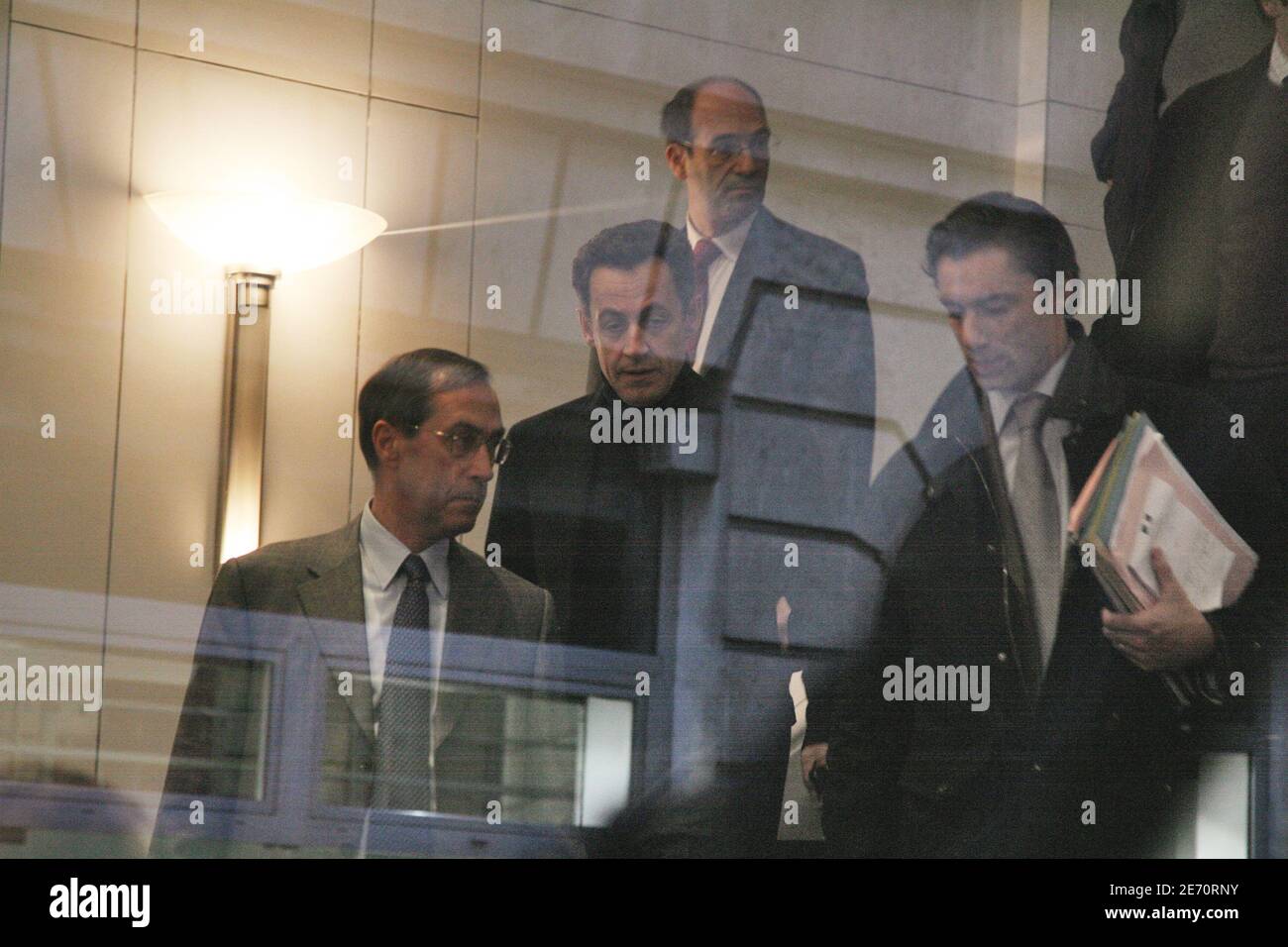 Il ministro francese degli interni e la speranza presidenziale Nicolas Sarkozy inaugura la sua nuova sede della campagna a Parigi, in Francia, il 15 gennaio 2007. Foto di De russe-Motte/ABACAPRESS.COM Foto Stock