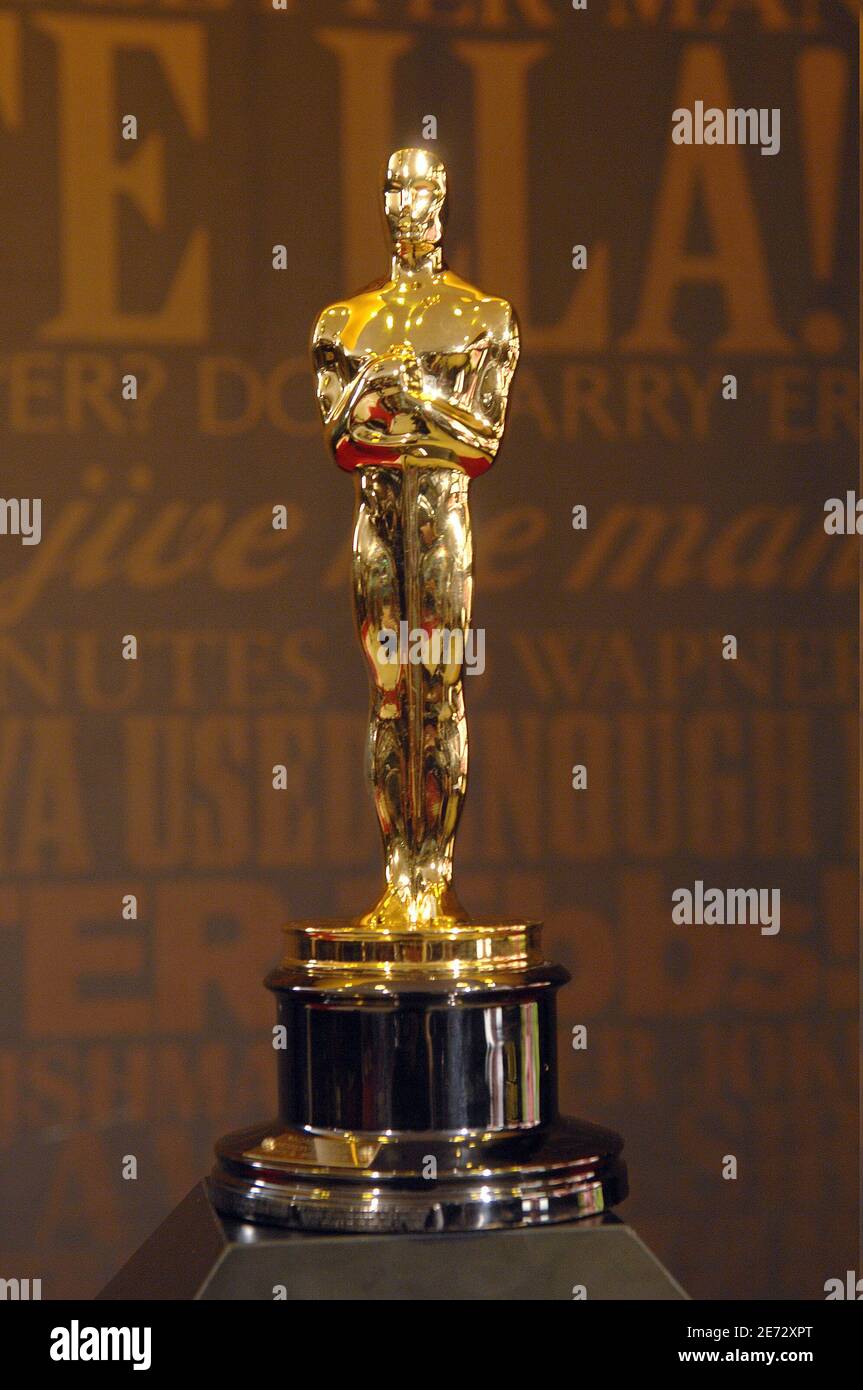 Oscar academy awards statuette immagini e fotografie stock ad alta
