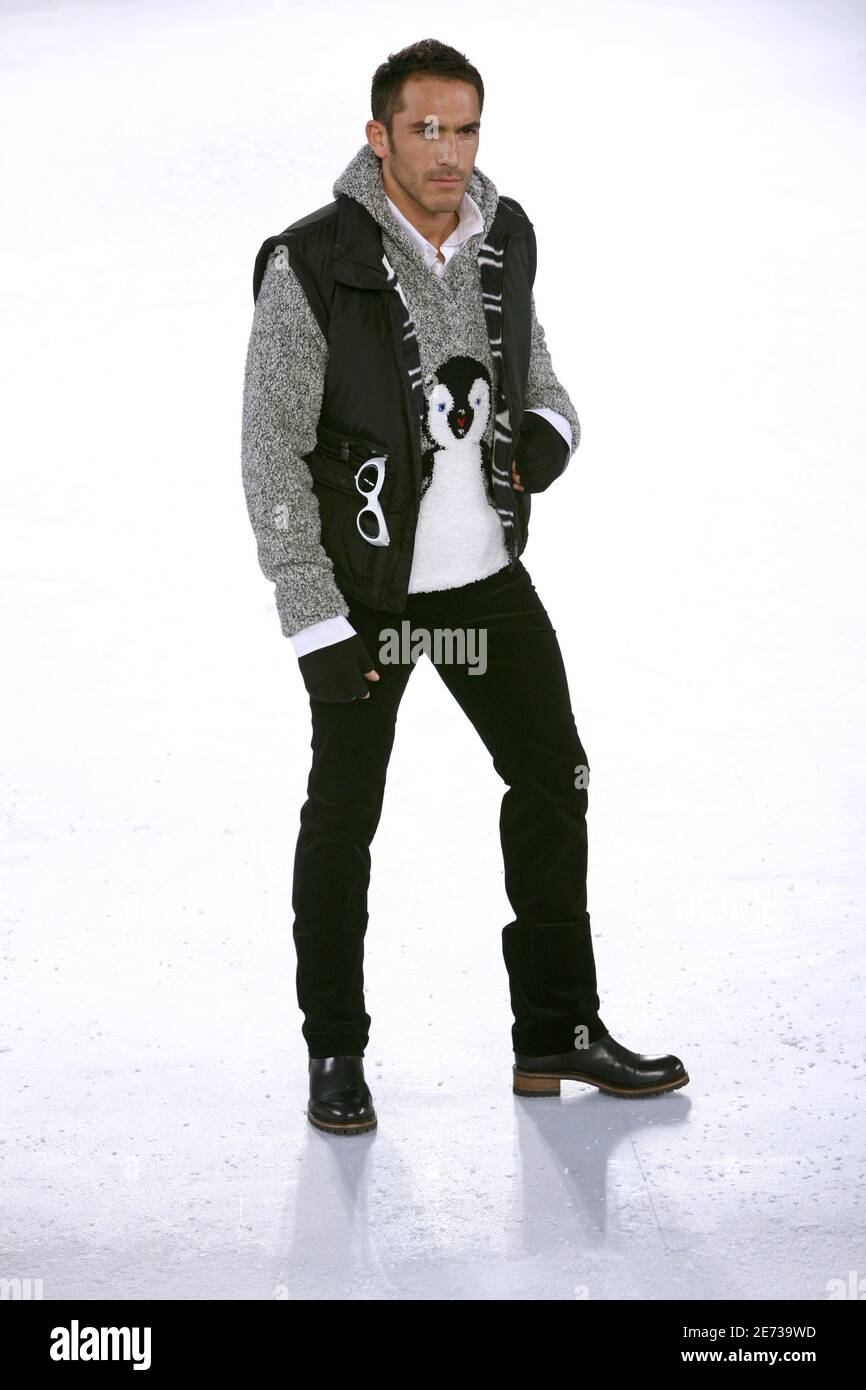Chanel Autunno-Inverno 2007-2008 pista pronta all'uso - Parigi Foto Stock