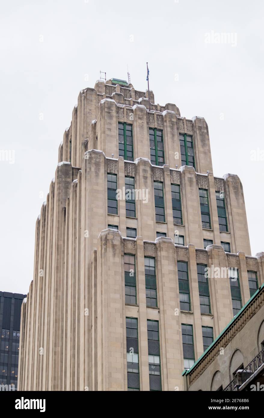 Montreal, Quebec, Canada - 2 gennaio 2020: L'edificio Aldred, un edificio Art Deco degli anni '30 a Place d'Armes nella Vecchia Montreal. Foto Stock