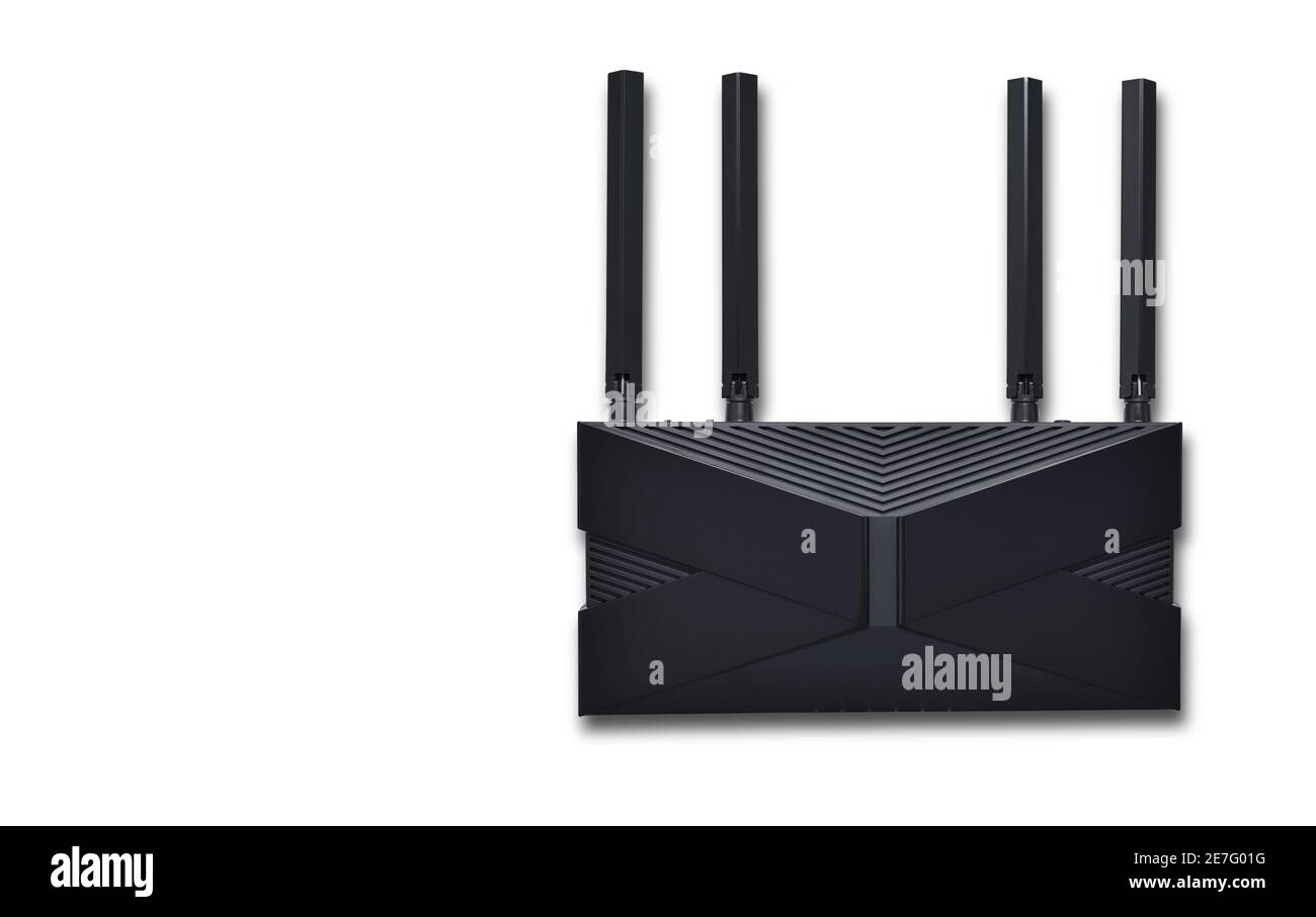 Moderno router wi-fi nero su sfondo bianco con copia spazio Foto Stock