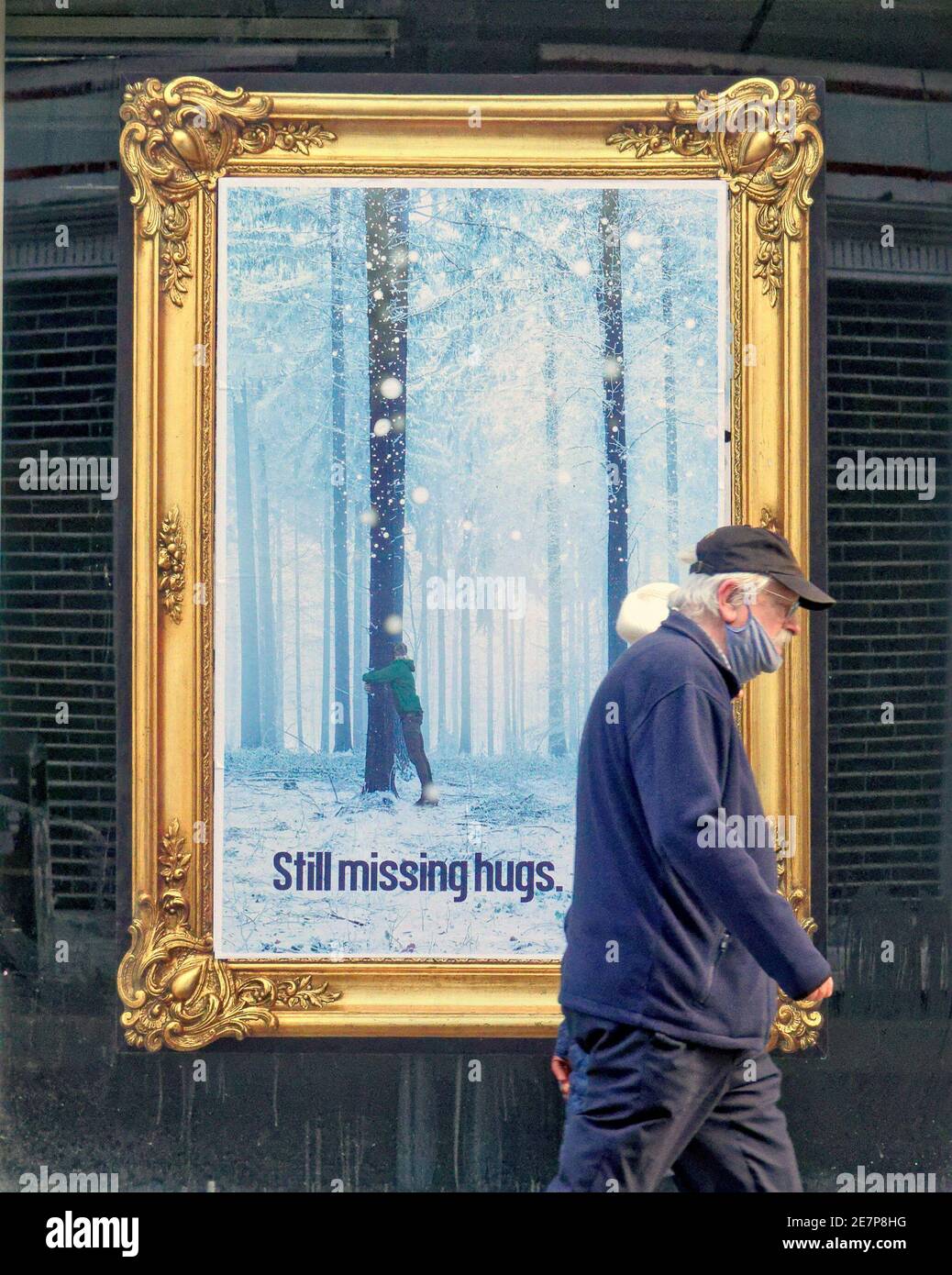 Glasgow, Scotland, UK.30th Gennaio, 2021, Lockdown Sabato ha visto la sincronicità o l'arte che rispecchia la vita. La miseria continua almeno la pioggia fermata come strade deserte nel centro città, le aree commerciali si affida in poster e wall art come un sostituto per la vita. Credit Gerard Ferry/Alamy Live News Foto Stock