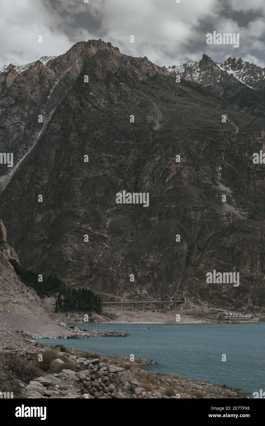 Passu coni picco vicino al lago Attabad Hunza Valley, Gilgit Baltistan Pakistan Foto Stock