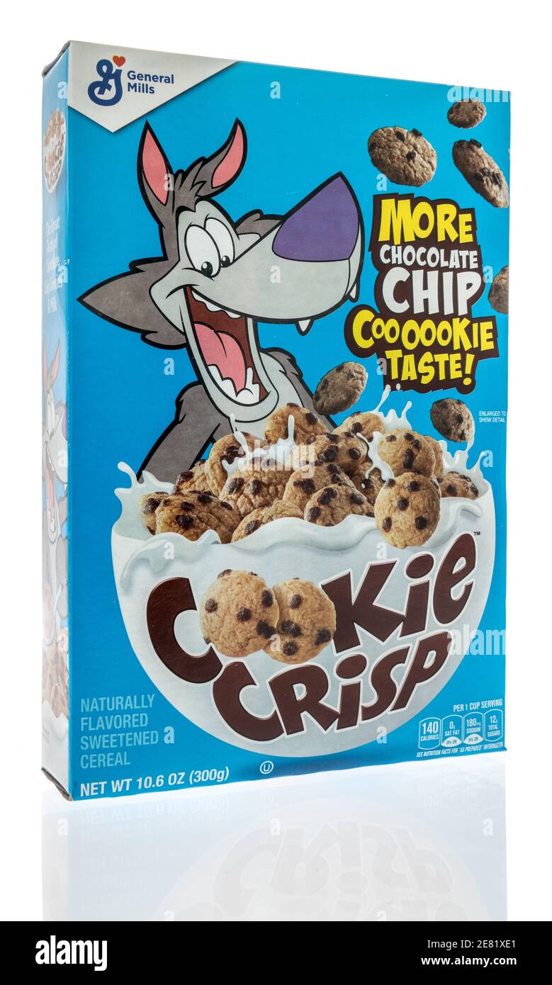 Winneconne, WI-17 gennaio 2021: Un pacchetto di General Mills biscotti cereali croccanti su uno sfondo isolato. Foto Stock