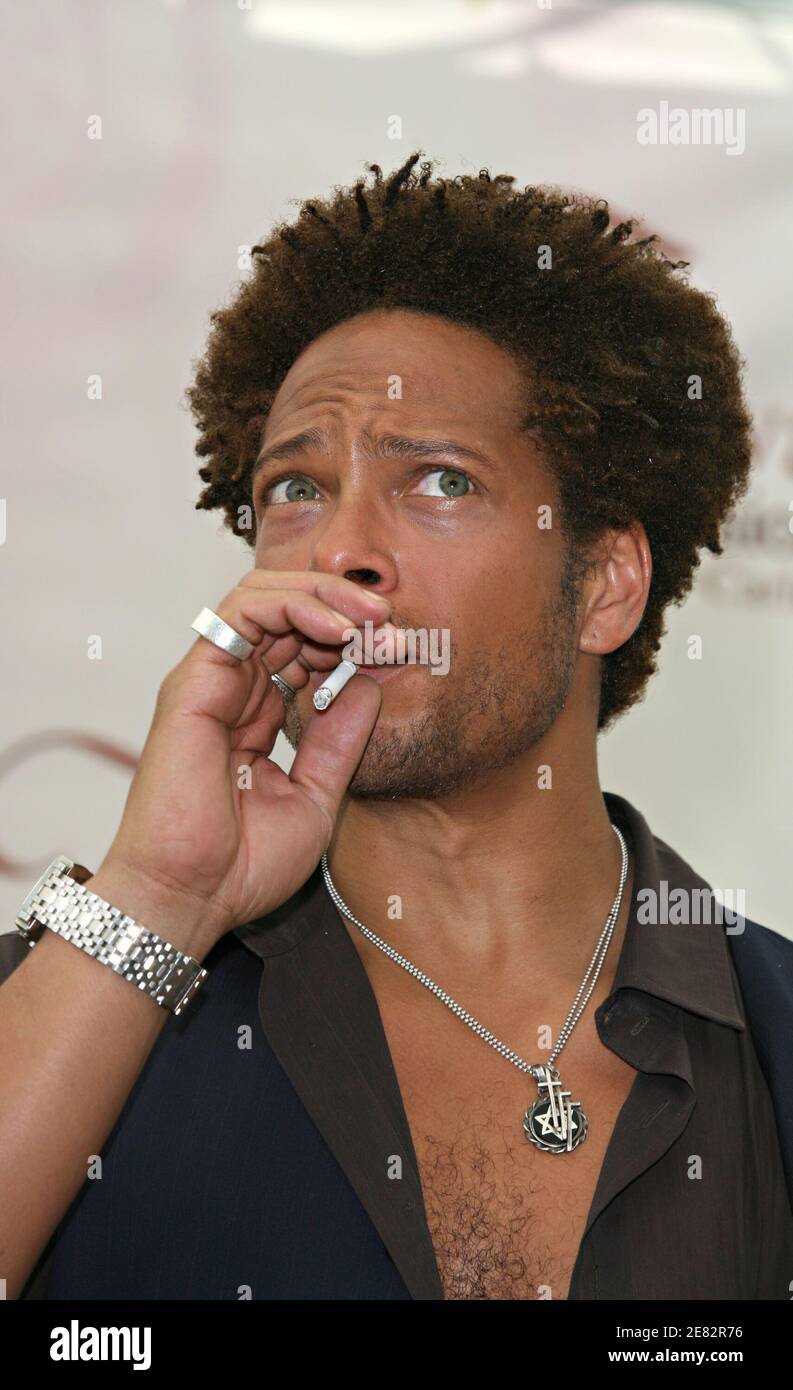 L'attore STATUNITENSE Gary Dourdan del programma televisivo statunitense CSI pone per immagini al forum Grimaldi durante il 47° Festival televisivo Monte-Carlo a Monaco, il 14 giugno 2007. Foto di Denis Guignebourg/ABACAPRESS.COM Foto Stock