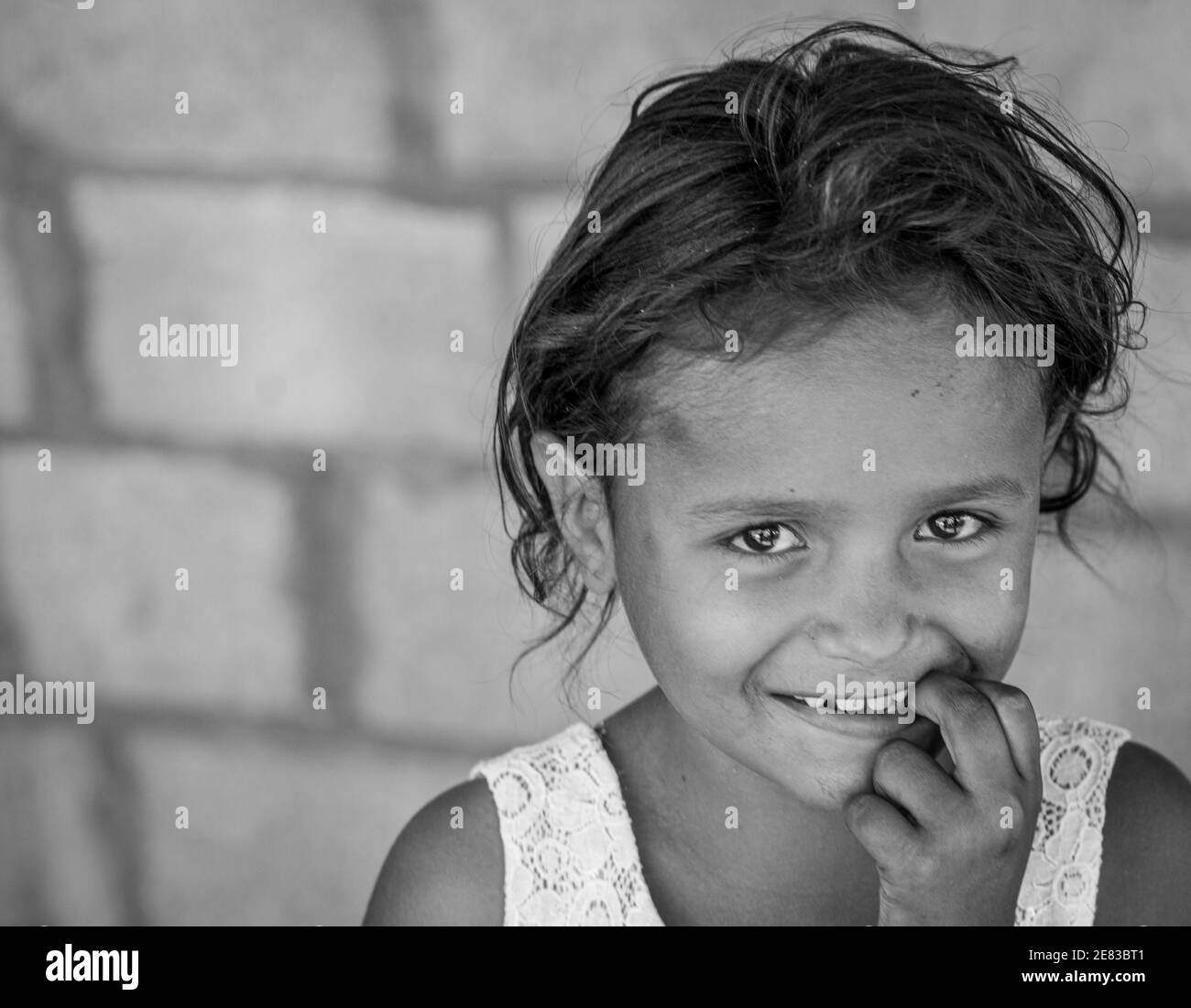 Giovane ragazza centroamericana nel terzo Paese del mondo - povertà Foto Stock