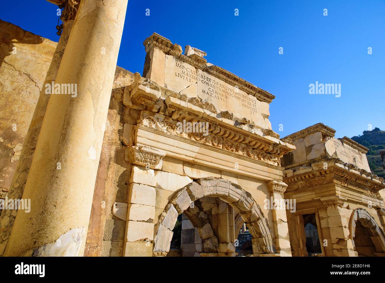 Biblioteca di Celso, un antico edificio romano nel sito archeologico di Efeso, Turchia Foto Stock