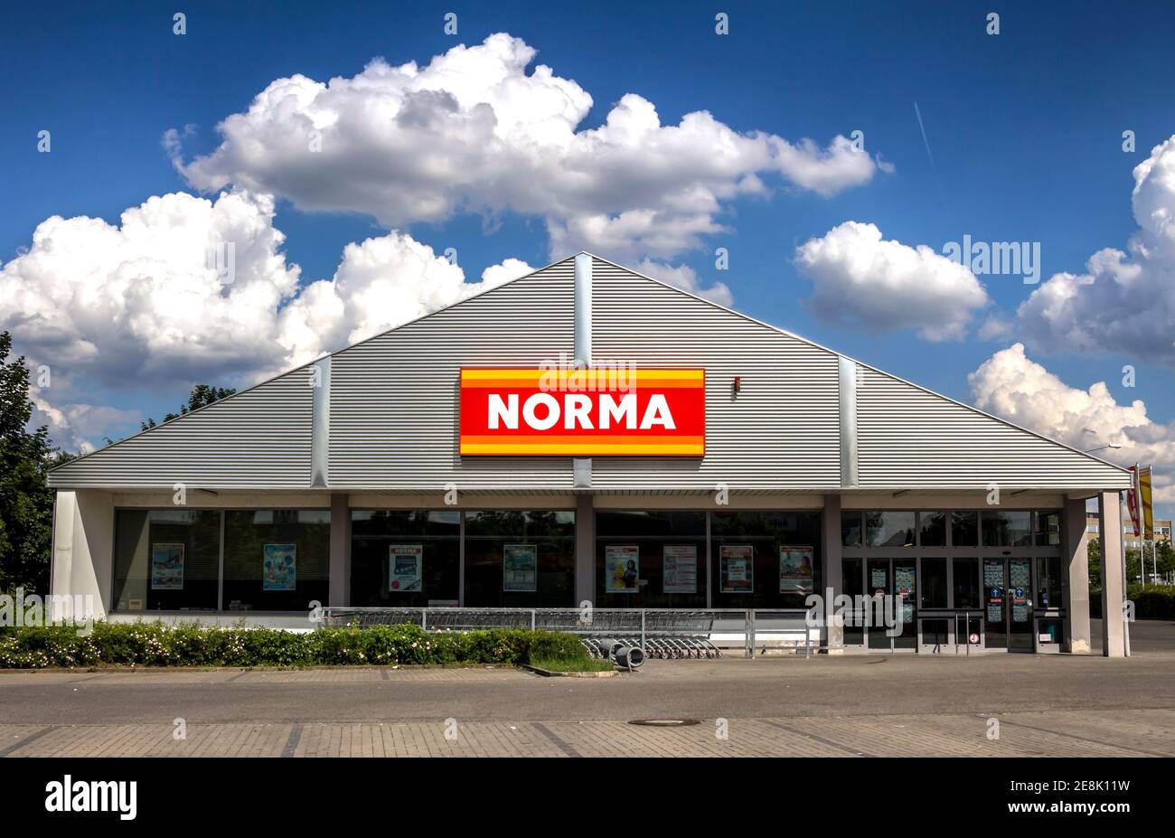 Nurnberg, GERMANIA: Supermercato discount norma. Norma è un negozio di  sconti alimentari con più di 1,400 negozi in Europa con una linea di  prodotti ristretta a prezzi bassi Foto stock - Alamy