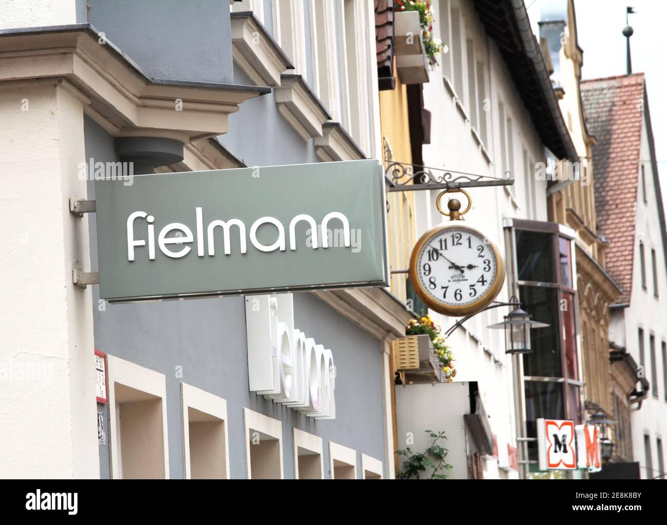 Optician chain fielmann immagini e fotografie stock ad alta risoluzione -  Alamy
