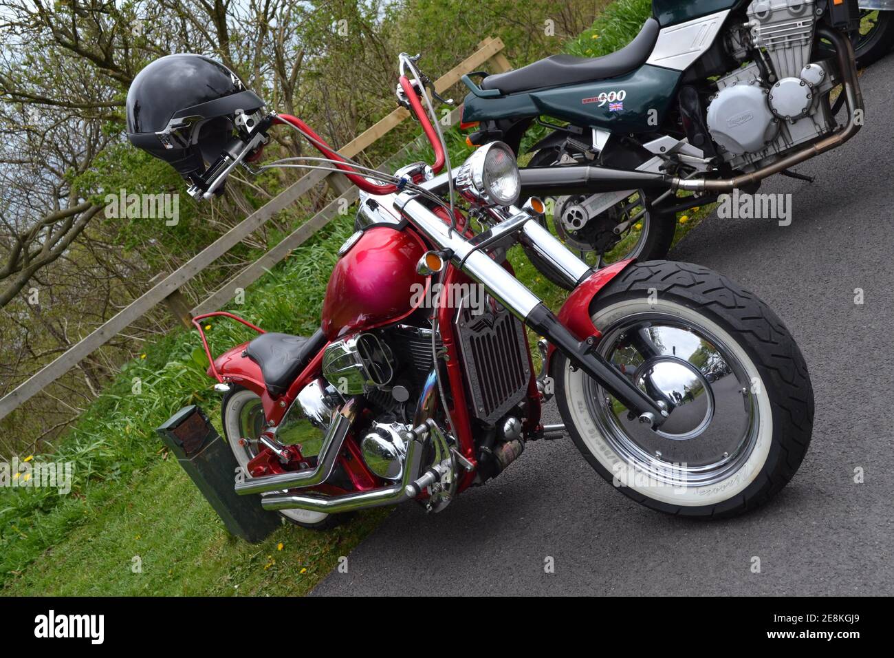 Moto - manubrio alto - Caschi d'arresto - Monte Oliver - Scarborough -  Regno Unito Foto stock - Alamy