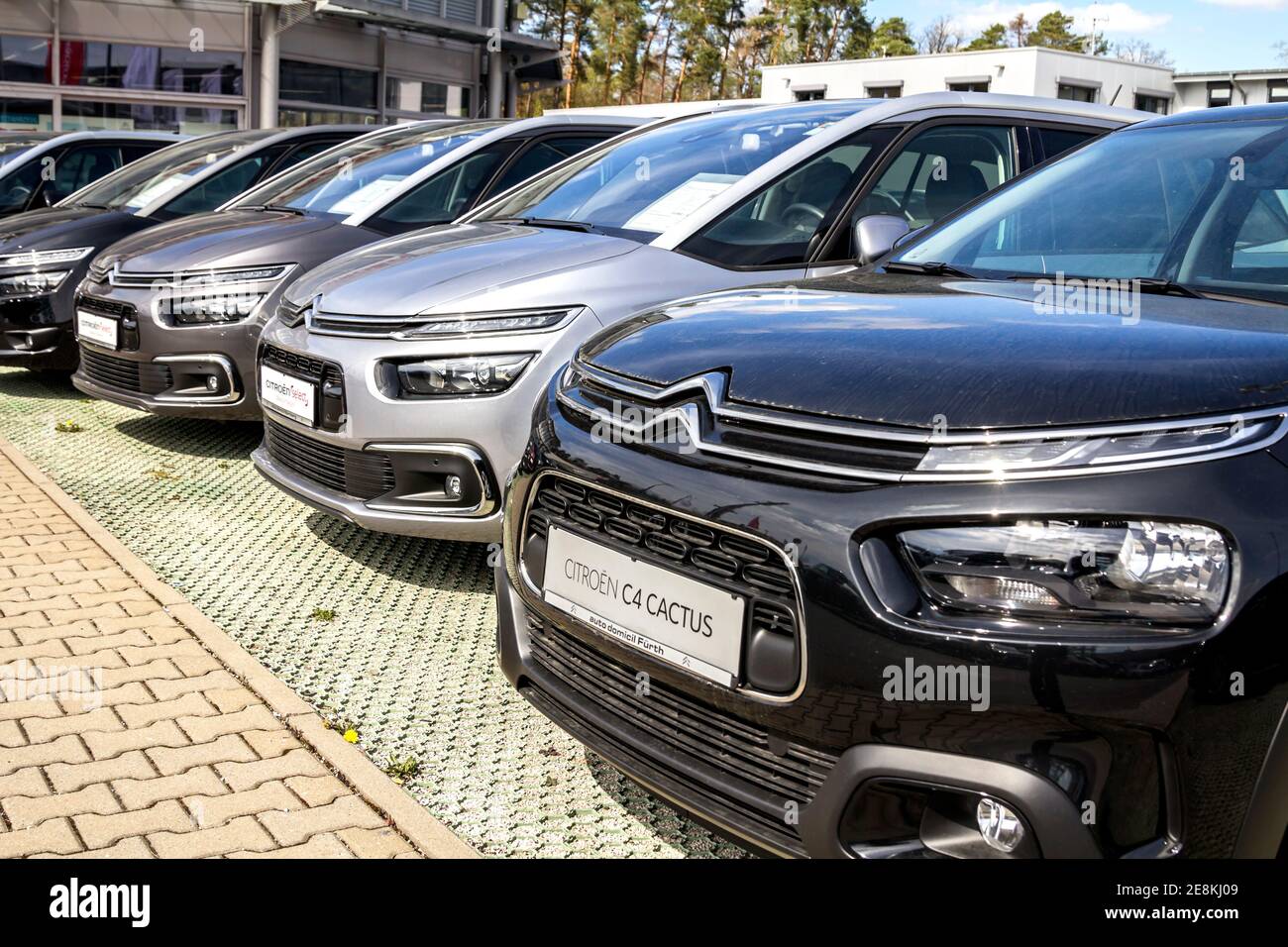 Nurnberg, Germania: Emblema di Citroen presso una delle concessionarie di automobili di Citroen, Citroen è un produttore francese di automobili, parte di PSA Peugeot Citroen Foto Stock