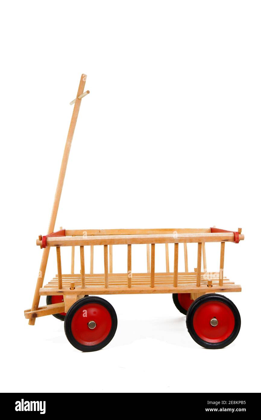 Un carretto di legno, un classico giocattolo per i bambini Foto