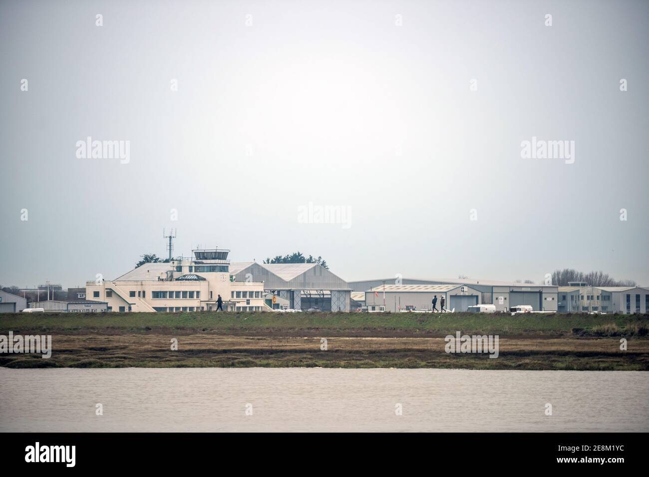 Brighton, 31 gennaio 2021: L'aeroporto locale è molto tranquillo a Shoreham-by-Sea questa mattina Credit: Andrew Hasson/Alamy Live News Foto Stock