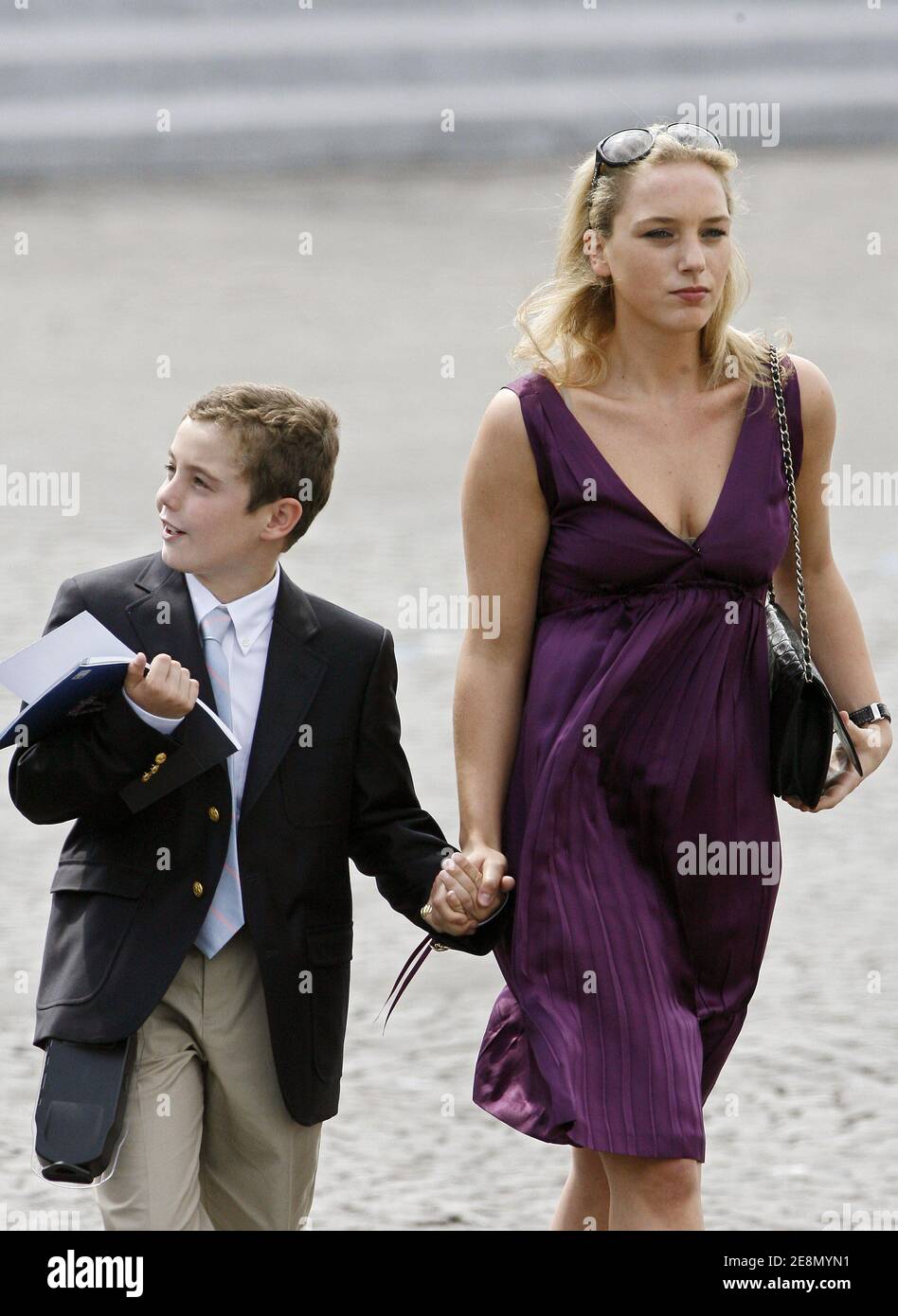 Louis, figlio del presidente Nicolas Sarkozy, e Jeanne-Marie Martin, figlia di Cecilia Sarkozy, partecipano a un pranzo ufficiale tenuto presso l'Hotel Marigny a Parigi, in Francia, il 14 luglio 2007. Nicolas Sarkozy presiede per la prima volta le feste nazionali della Bastiglia. Foto di ABACAPRESS.COM Foto Stock