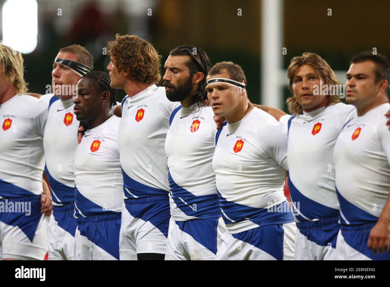 La squadra francese durante la partita della serie Perpetual Summer Series Invesco, Galles contro Francia al Millennium Stadium di Cardiff, Regno Unito, il 26 agosto 2007. La Francia ha vinto 34-7. Foto di Christian Liegi/ABACAPRESS.COM Foto Stock