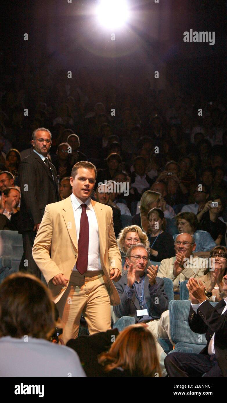 L'attore STATUNITENSE Matt Damon arriva al centro internazionale di Deauville per la proiezione di "The Bourne Ultimatum" durante il 33° Festival cinematografico americano a Deauville, in Normandia, in Francia, il 1° settembre 2007. Foto di Denis Guignebourg/ABACAPRESS.COM Foto Stock