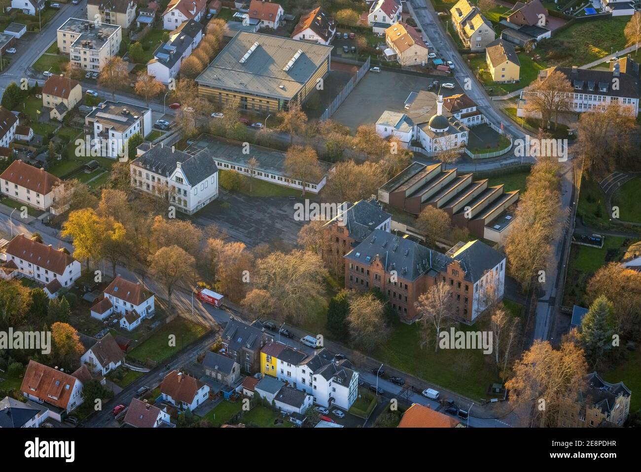 Vista aerea, Overbergschule, scuola secondaria cattolica, Overberg Sporthalle, Werl, Renania Settentrionale-Vestfalia, Germania, istruzione, istituto di istruzione Foto Stock